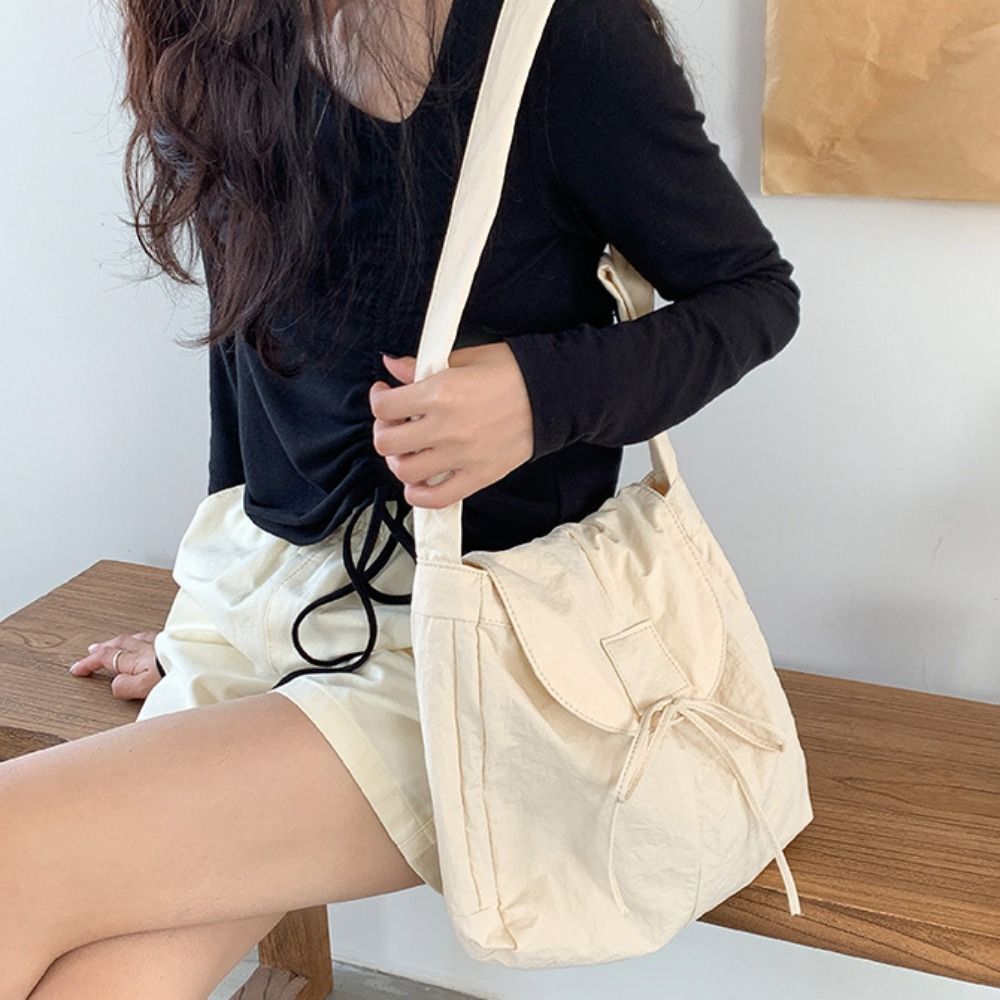 Sac à bandoulière à rabat en N - Interior Design Korean Style avis et prix